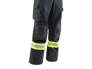 Ergonomisch vorgeformte Hosenbeine