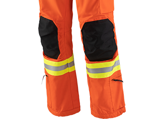 Ergonomisch vorgeformte Hosenbeine