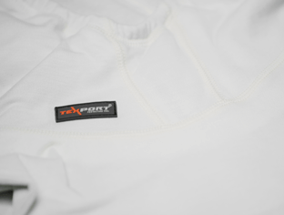 Especially ergonomic cut with few seams